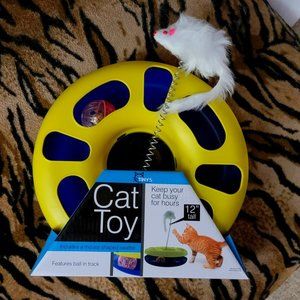 Cat Toy Track w/ Ball and Mouse.. New!